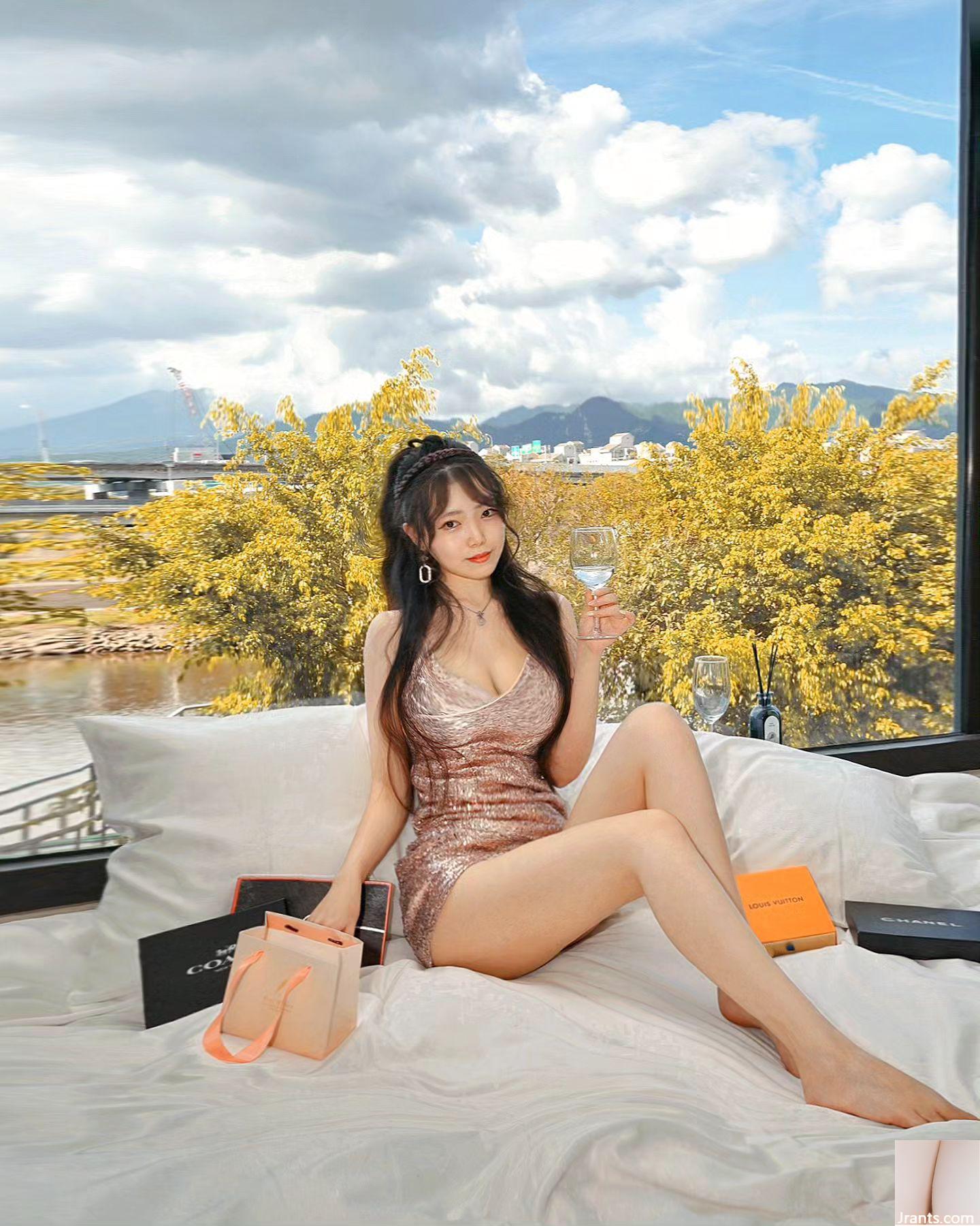 Hình ảnh bắt mắt của “Zhang Yu” trong mương sâu trắng như tuyết, gợi cảm đến mức khiến người ta không thể cưỡng lại (20P) - Ảnh 4