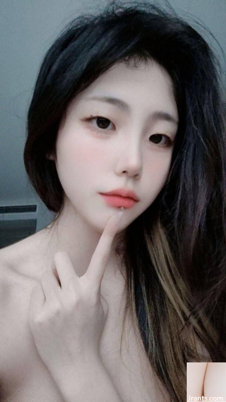 Mang theo sinh viên đại học trong sáng (12P