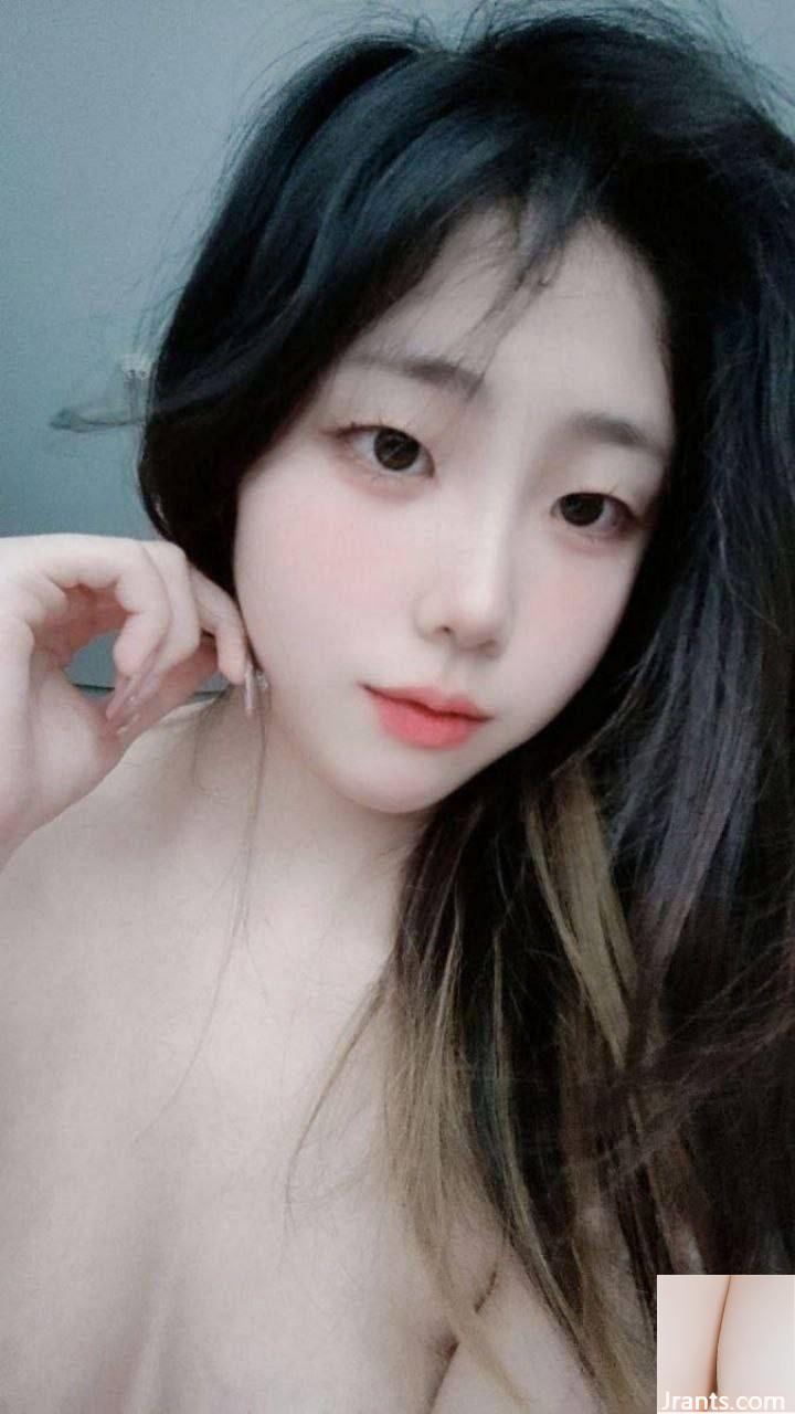 Mang theo sinh viên đại học trong sáng (12P - Ảnh 3