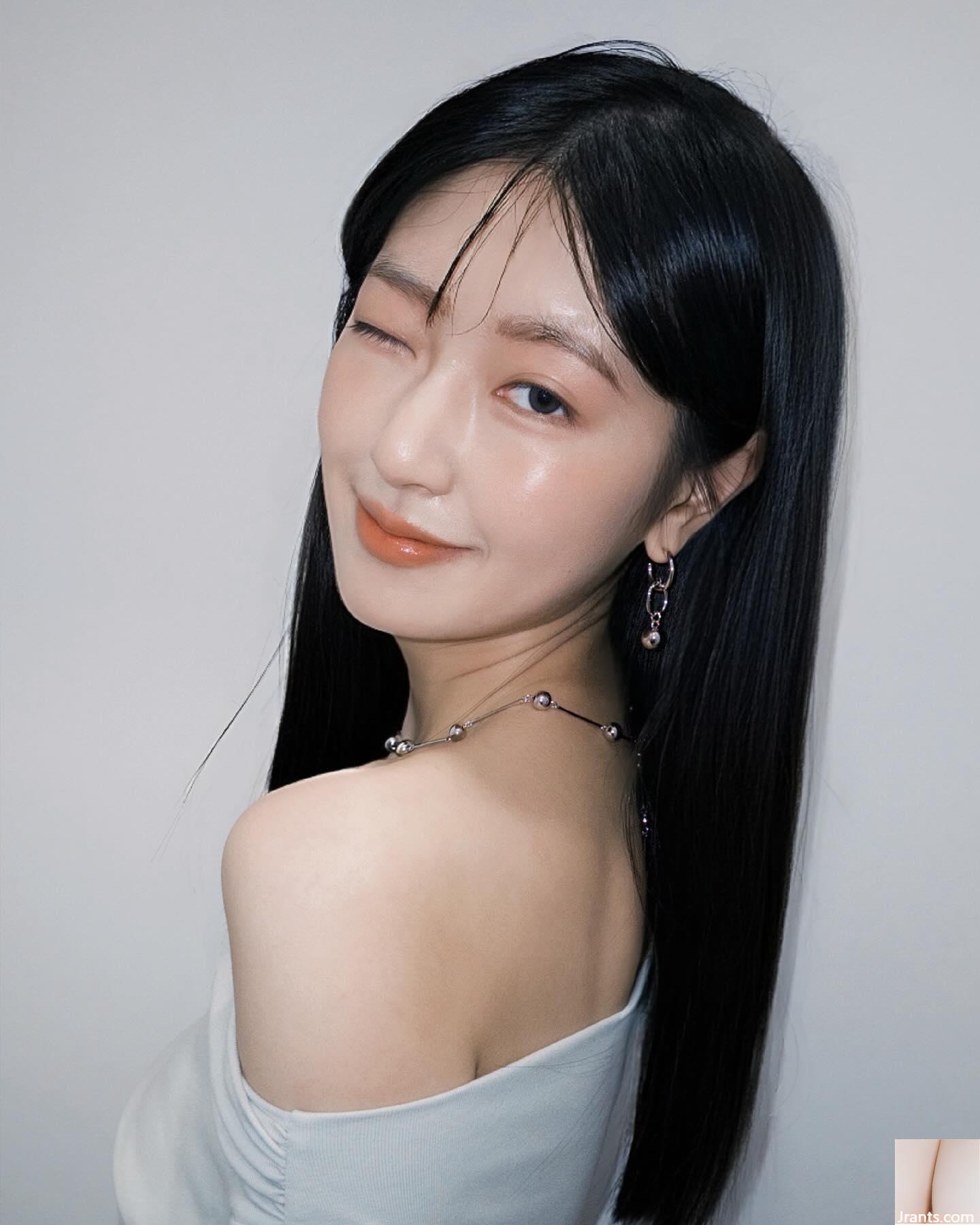 “Wu Fang” có vòng eo hoàn hảo và vóc dáng đáng kinh ngạc với bộ ngực đẹp sẵn sàng lộ diện (12P) - Ảnh 11