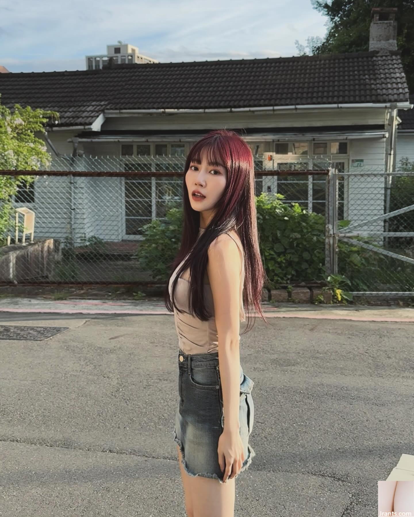 Cô nàng “Wen Ting” ngực tuyết xinh xắn dễ thương có ngoại hình siêu bắt mắt và lộ rõ ​​đường cong cơ thể (22P) - Ảnh 11