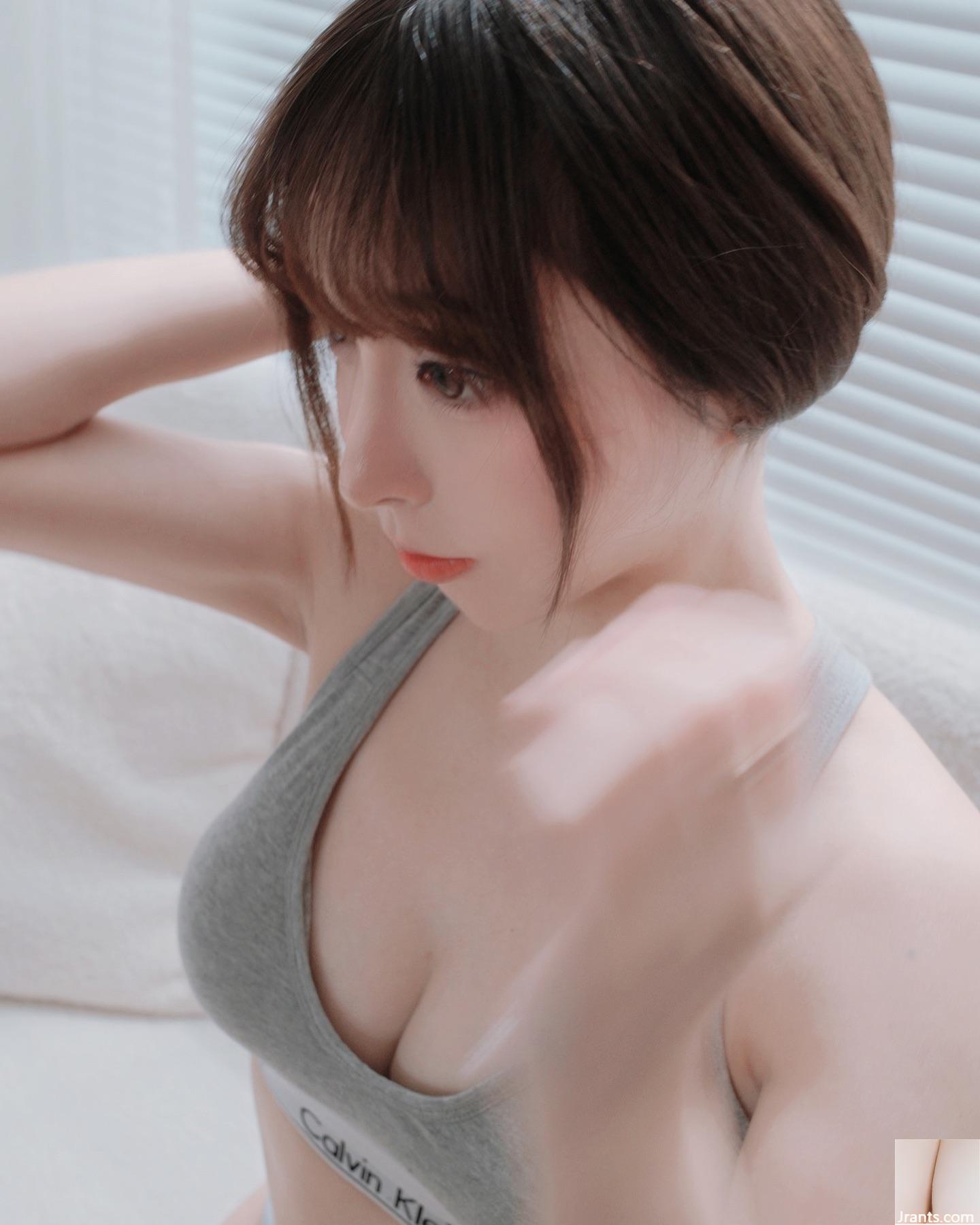 Thân hình nóng bỏng “Cân không phải cá” với vòng 1 đầy đặn sẽ chinh phục bạn và yêu trực tiếp (11P) - Ảnh 9