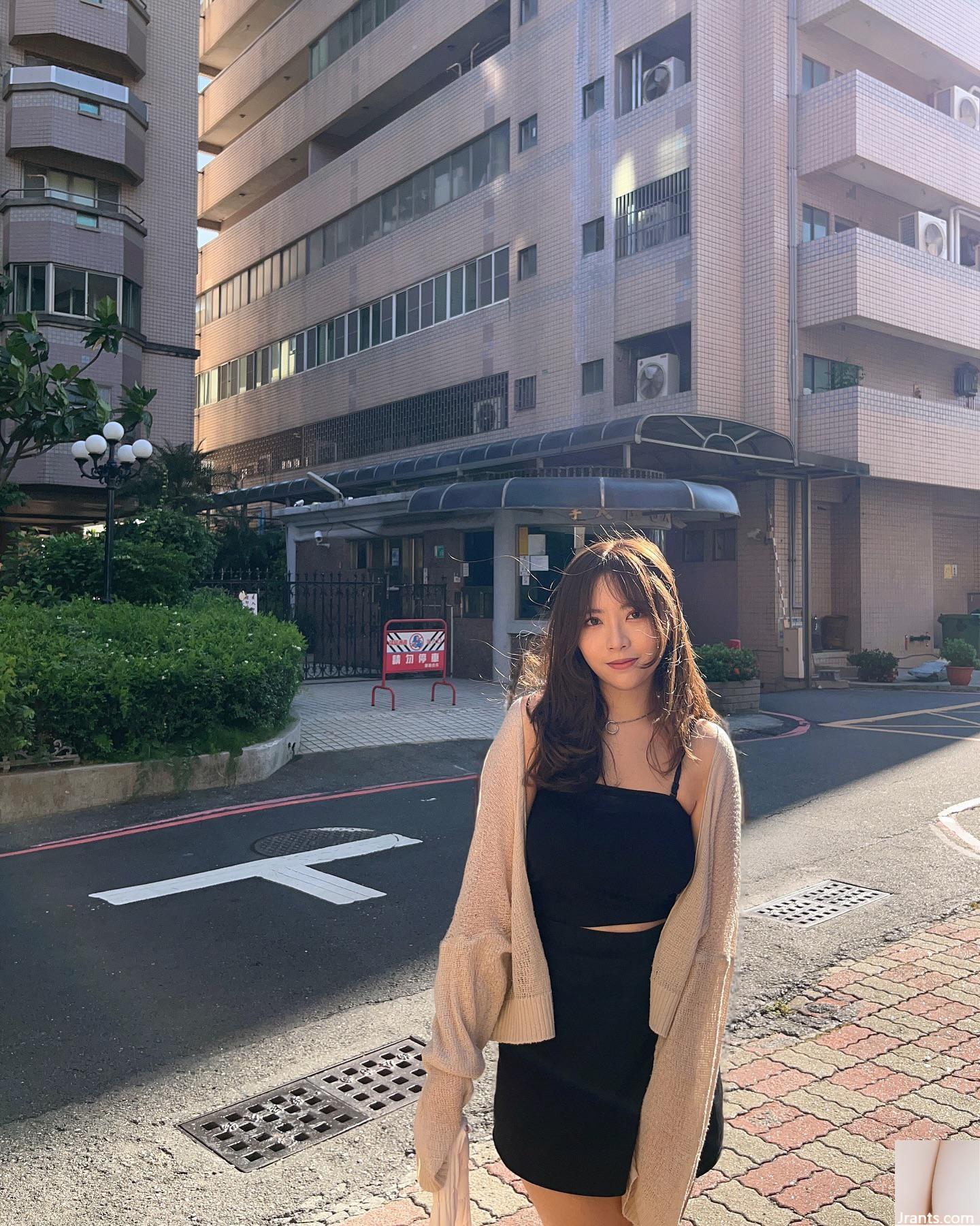 “Lin Yuxuan” có làn da trắng và xinh đẹp với bộ ngực lộ ra đầy cám dỗ (10P - Ảnh 6