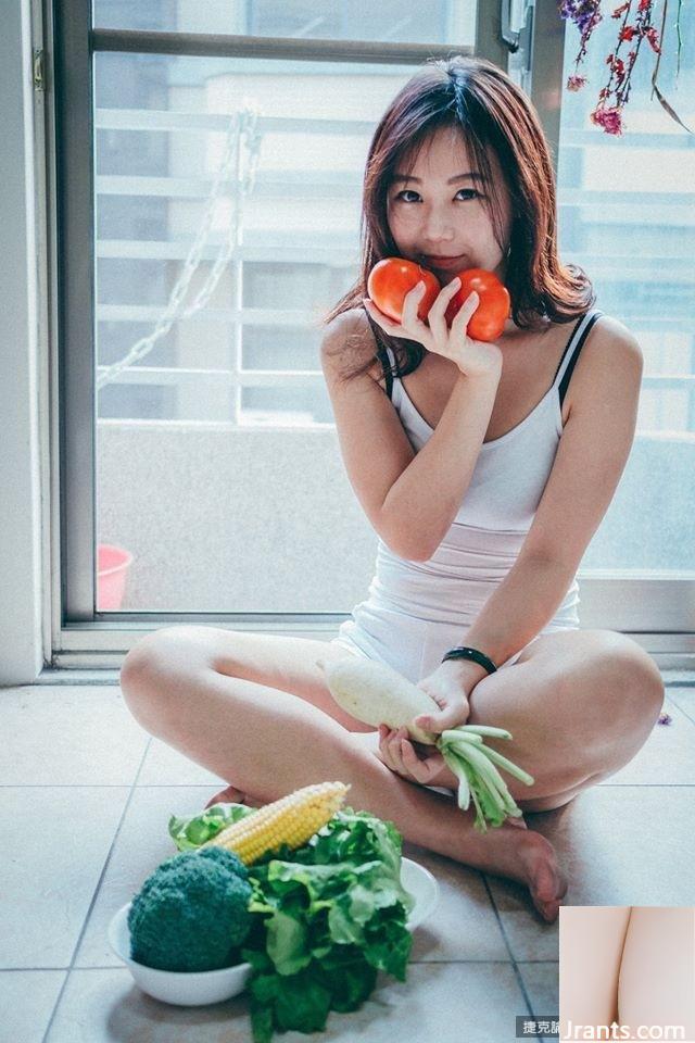 Lộ trên dưới! Cô gái xinh đẹp gợi cảm Elise chụp ảnh riêng tư không mặc quần, không nội y (24P) - Ảnh 15