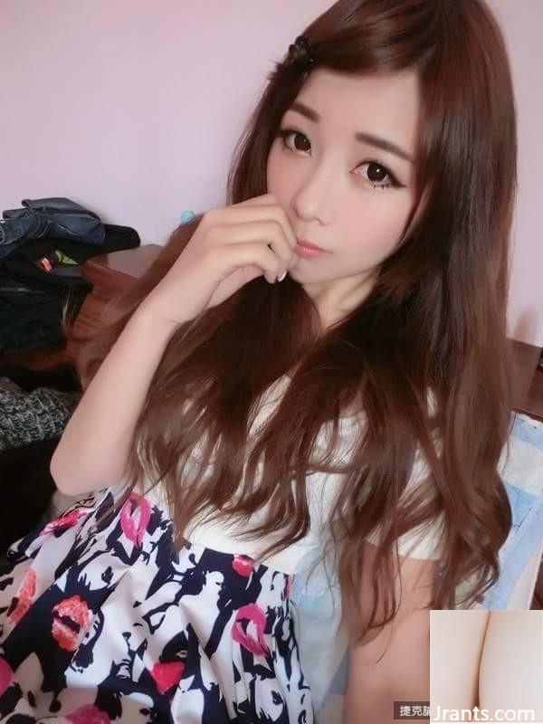 Cô gái dễ thương với đôi mắt to ngấn nước ~ Qiu Leilei ~ bộ ảnh sexy hiếm hoi khoe ngực nhỏ trên giường (23P) - Ảnh 14