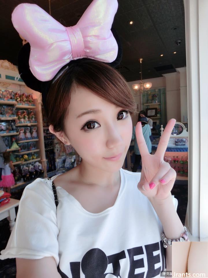 Cô gái gợi cảm siêu gợi cảm 32E ~ Huang Rongan (Xiao Rong) ~ Chiếc váy vải tuyn rỗng lộ hết rãnh sâu và siêu hot (33P) - Ảnh 18