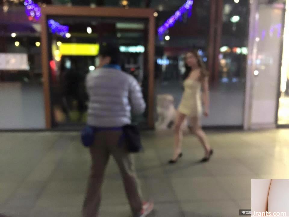 Hot girl cúp C D”~Lin Peipei~Bộ đồ ngủ cắt sâu gợi cảm và selfie trên giường với dáng chuẩn khiến người ta chảy nước dãi mũi (37P) - Ảnh 14