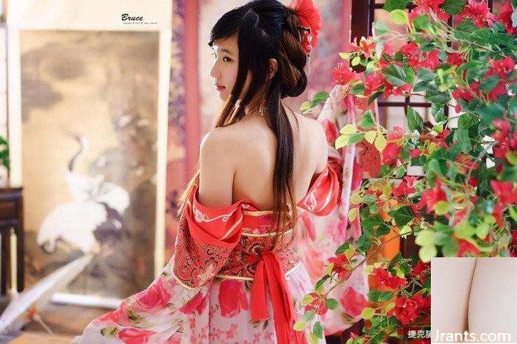 “Ngực to và gân xanh” Quần áo của cô gái ngực F Li Lin bị tuột, lộ ngực trái. Netizen: Nó sắp rơi ra (26P) - Ảnh 21