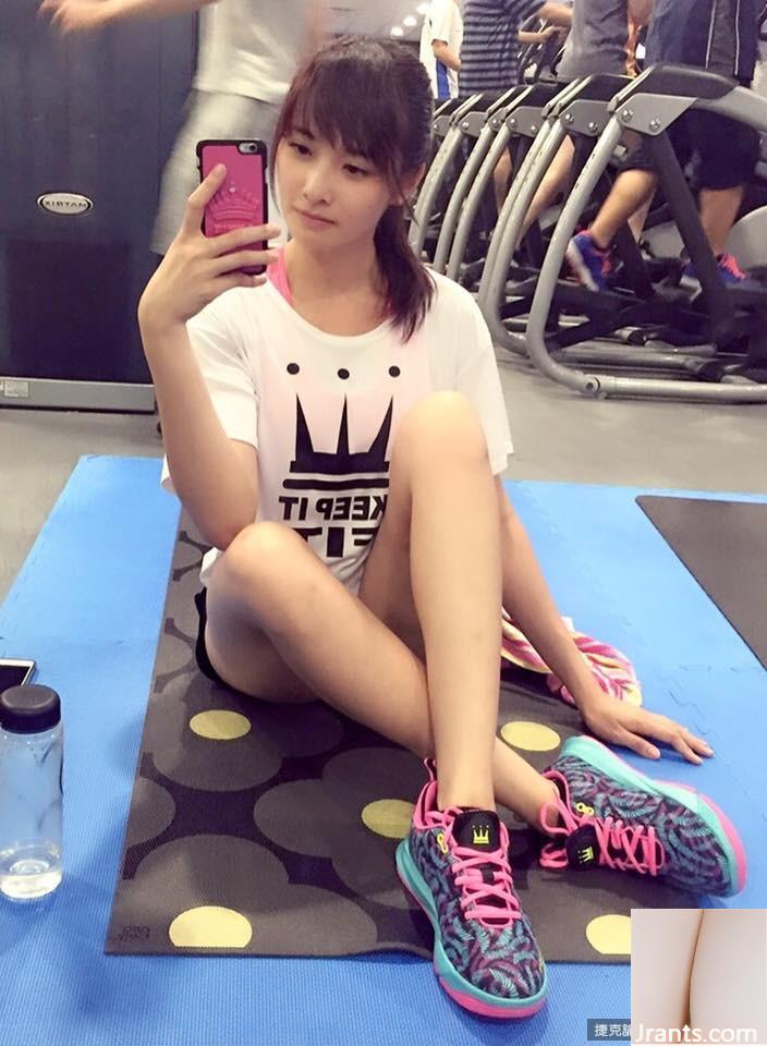 Lin Yuru Annie Lin ~ Hiếm khi thay đồ bikini gợi cảm với cánh tay trống rỗng (35P) - Ảnh 28