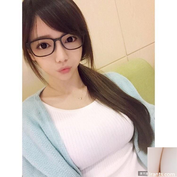 Chú ngựa nhỏ hot nhất và ngọt ngào nhất nhóm Wushuang, hot girl siêu hung hãn Qiu Han (39P) - Ảnh 38