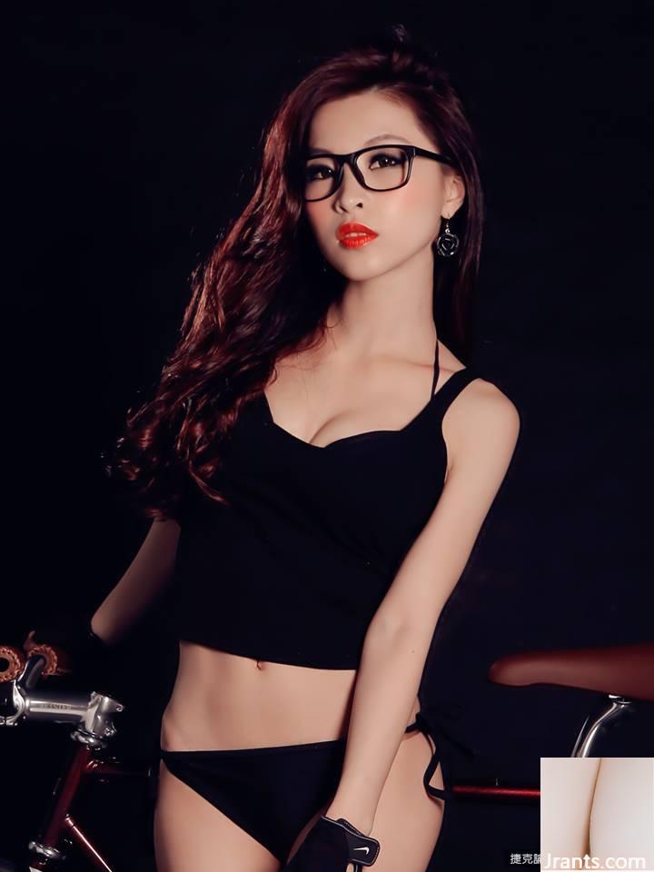 32C Chao Hui Huo Madou ~ Lin Ni An Nian ~ Facebook phát sóng ảnh cận cảnh mông siêu gợi cảm đầy cám dỗ (28P) - Ảnh 11