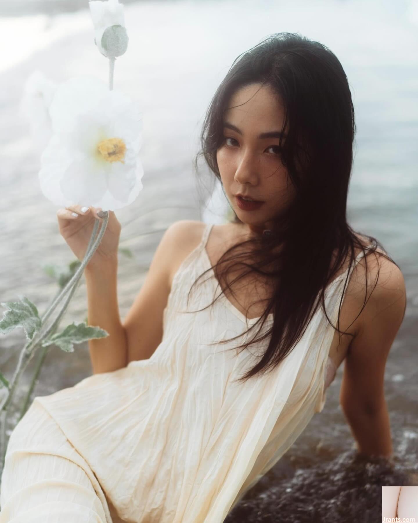 Nhân vật trắng trẻo dịu dàng “Weng Juanjuan” có lối viết nóng bỏng thu hút trí tưởng tượng của mọi người và khiến người ta tan chảy (15P) - Ảnh 14