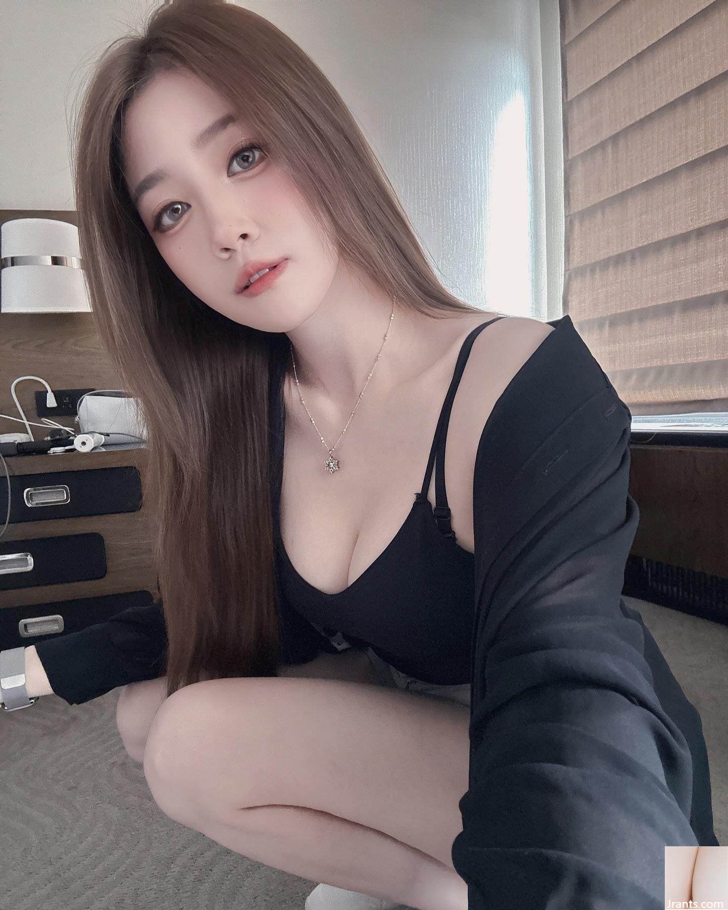 Đường cong nụ cười trên ngực của cô nàng ngọt ngào “Kaiqi K7” khiến dân tình tan chảy ngay lập tức (16P) - Ảnh 13