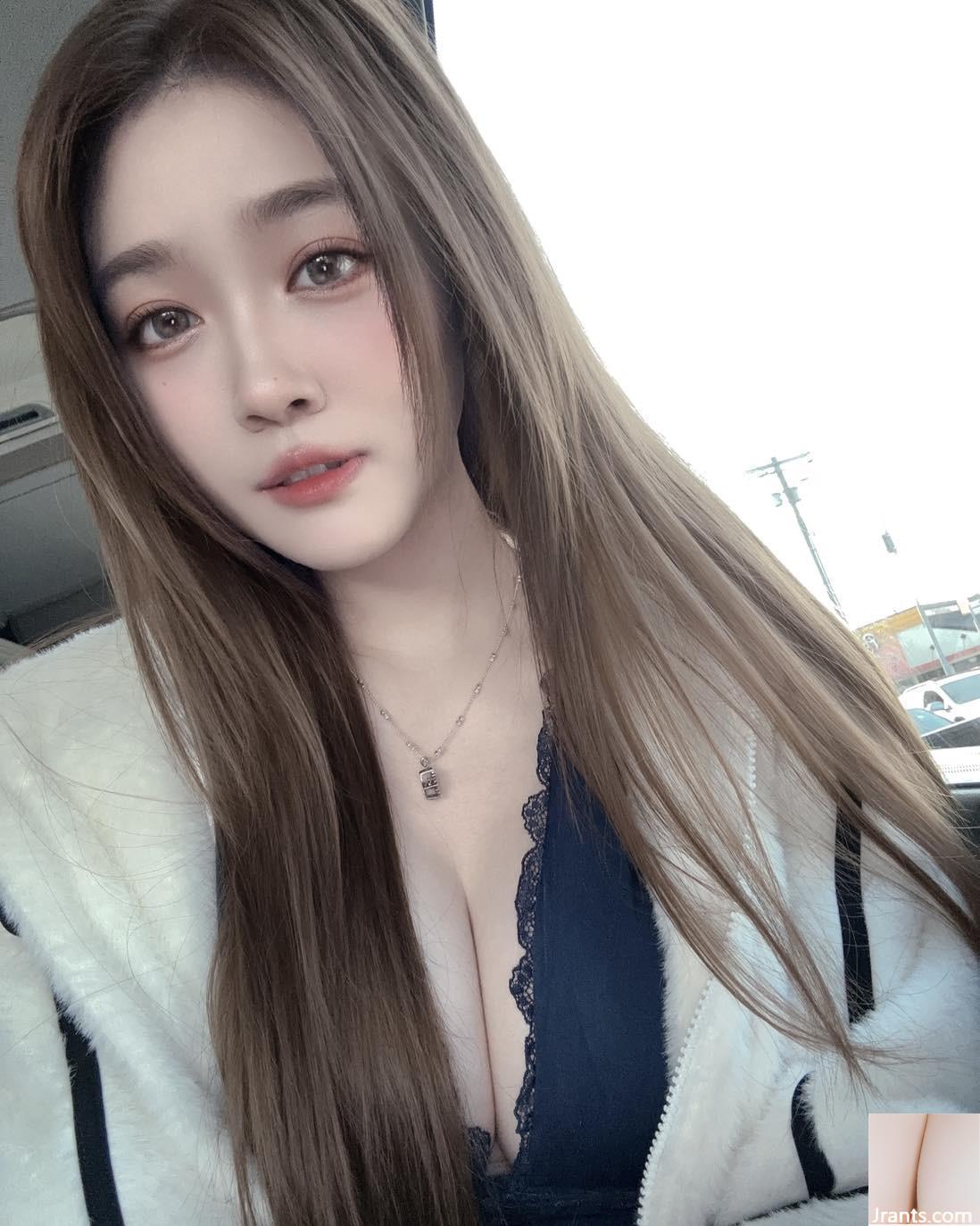 Đường cong nụ cười trên ngực của cô nàng ngọt ngào “Kaiqi K7” khiến dân tình tan chảy ngay lập tức (16P) - Ảnh 14