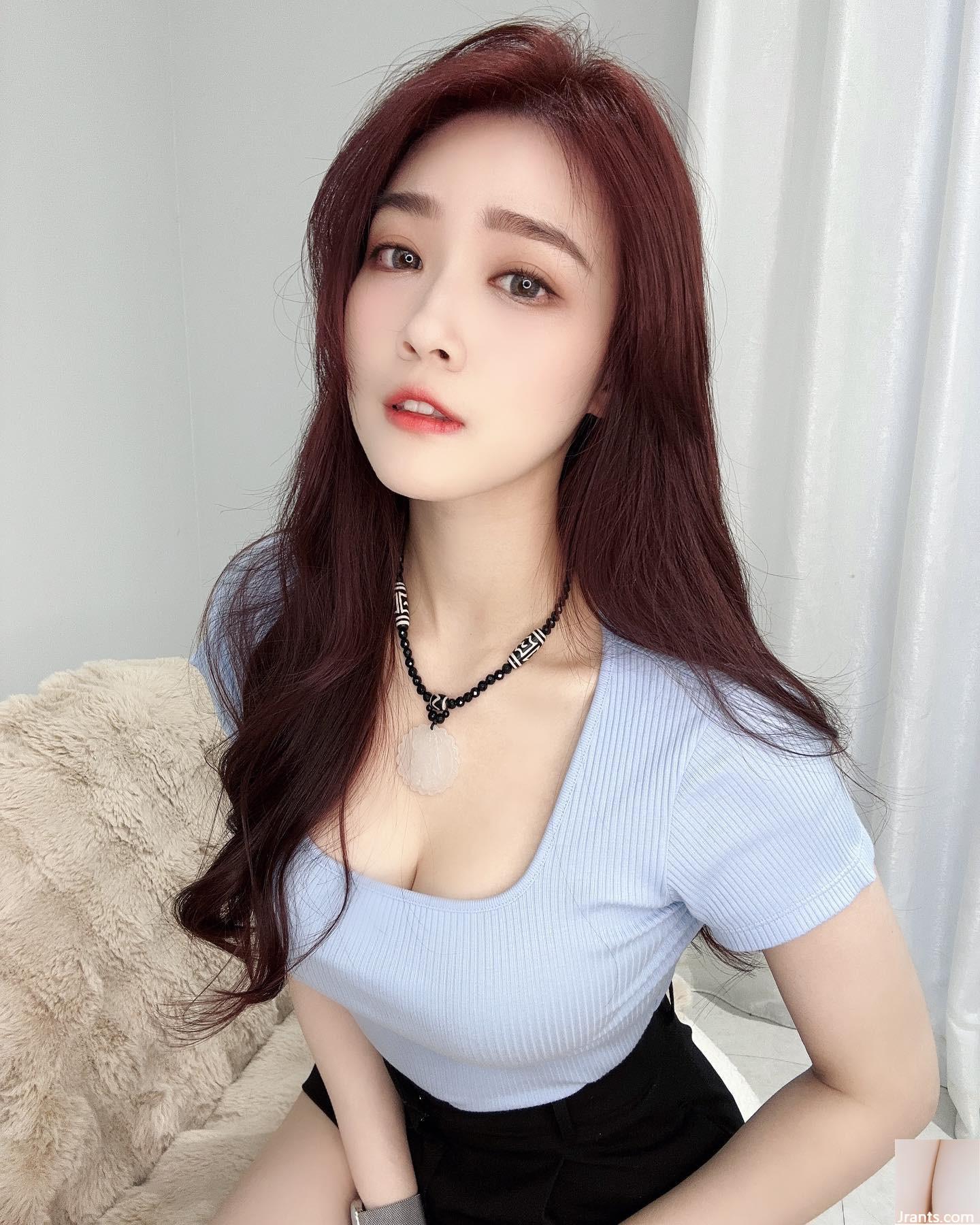 Đường cong nụ cười trên ngực của cô nàng ngọt ngào “Kaiqi K7” khiến dân tình tan chảy ngay lập tức (16P) - Ảnh 8