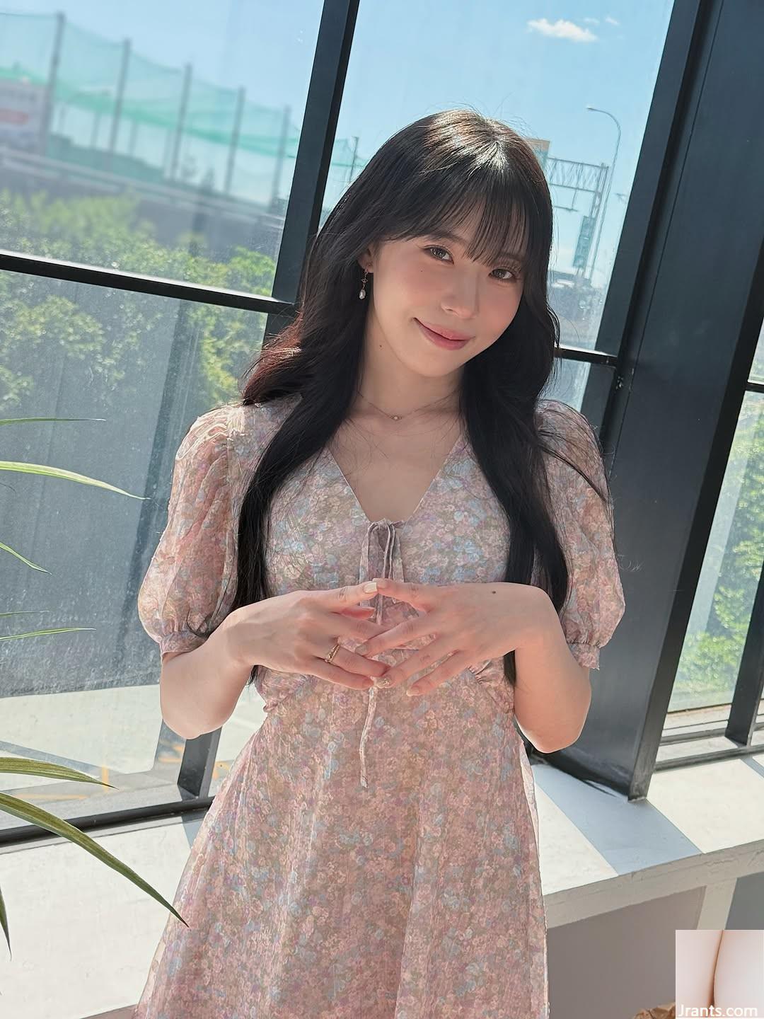 “Bác ma đỏ” sở hữu thân hình nóng bỏng với khí chất lém lỉnh và nụ cười hoàn hảo (10P) - Ảnh 2