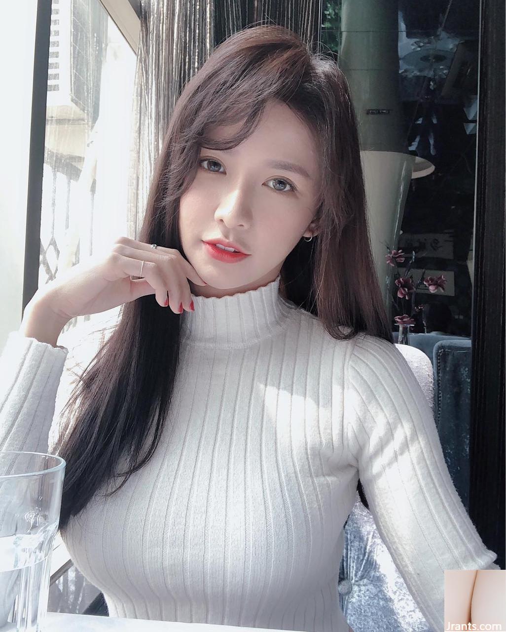 Angel Cai Zhuoxuan có nụ cười không thể ngăn cản (8P) - Ảnh 7