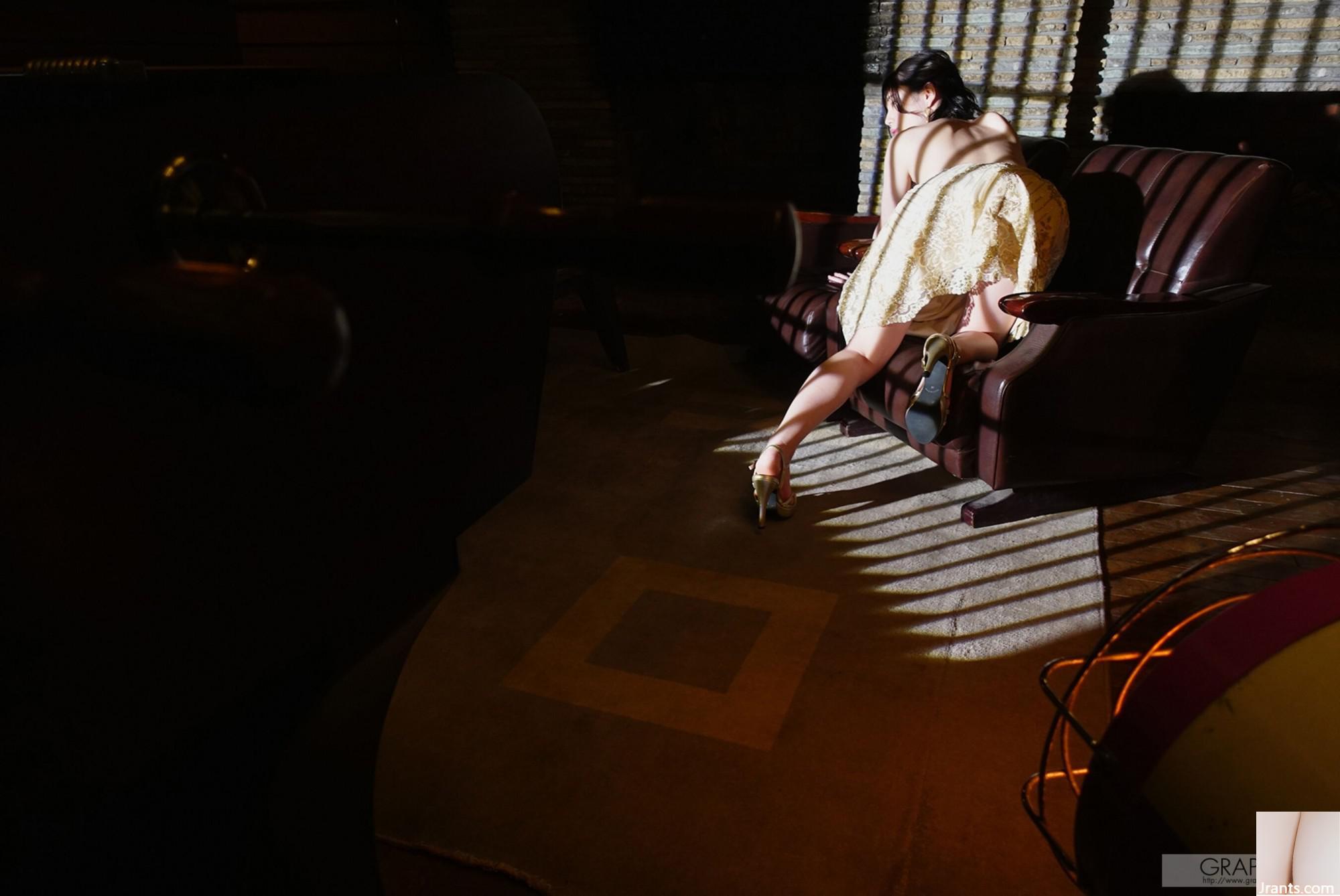 (Ảnh) (Graphis) Reimu Ryomori “Be Enchanted” (160P) - Ảnh 160