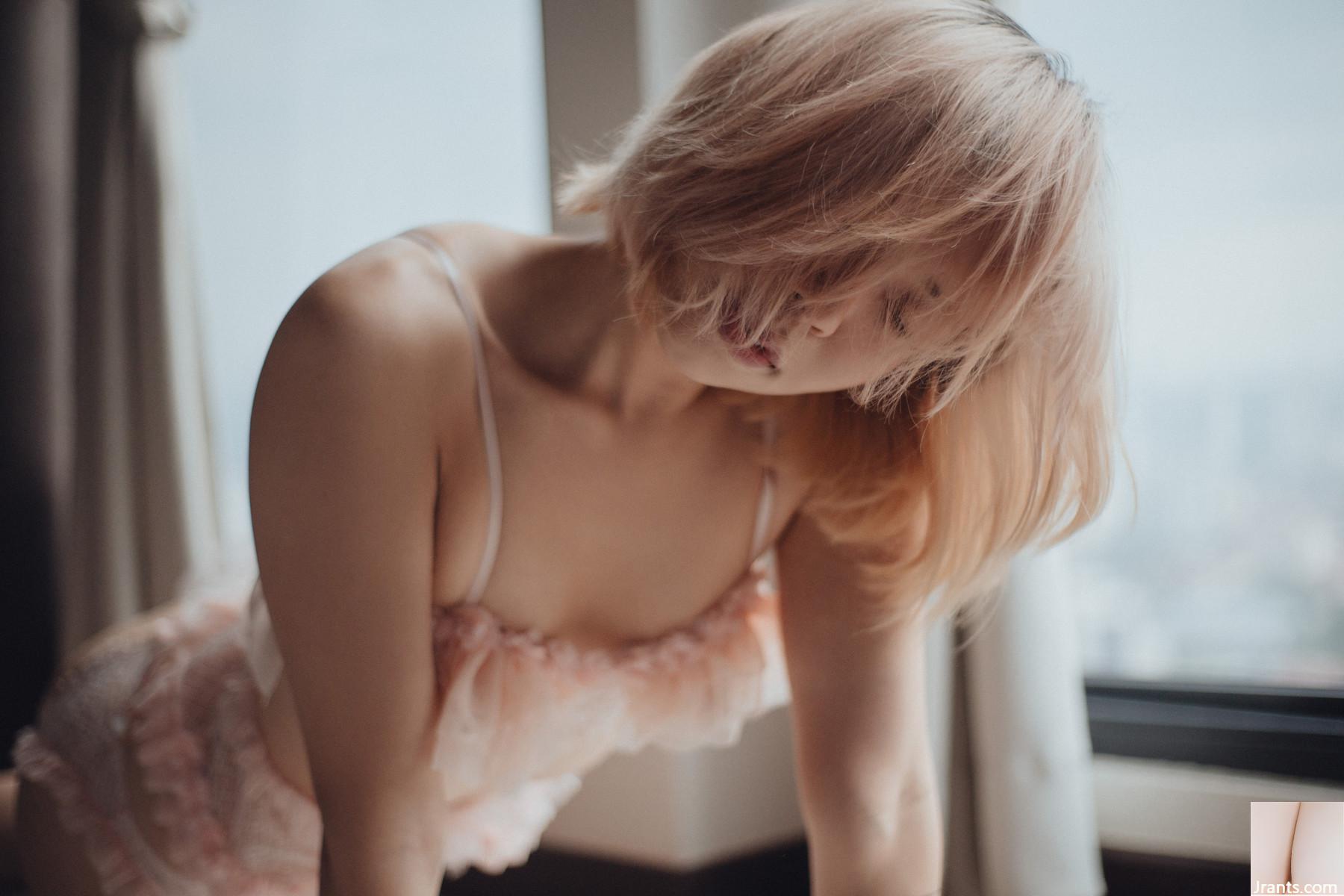 (Đen) Cô gái Nhật Bản khoe vóc dáng phóng khoáng, làn da trắng nõn, dịu dàng như búp bê (38P) - Ảnh 26