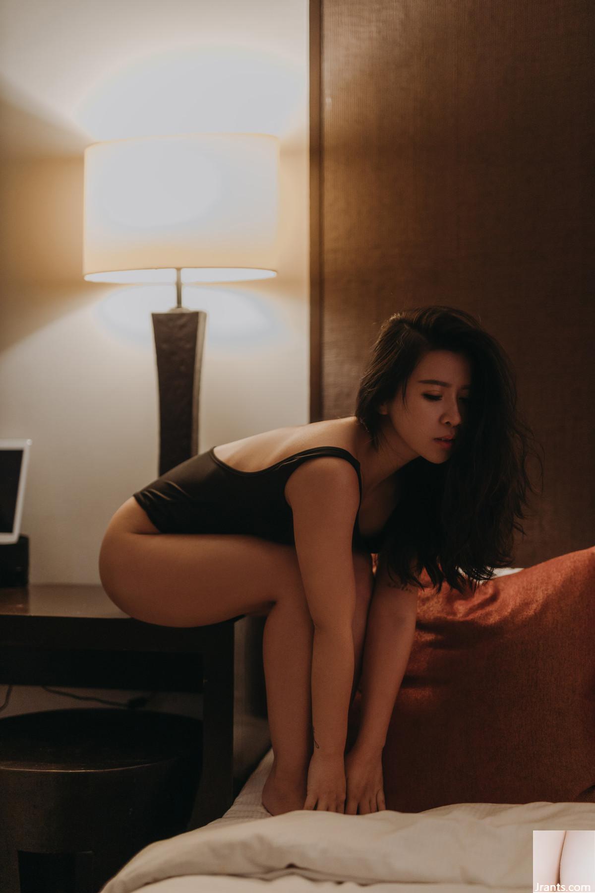 (Osanna ♀外山) Bộ ngực trắng như tuyết và đôi chân siêu trắng cực kỳ quyến rũ (54P) - Ảnh 23