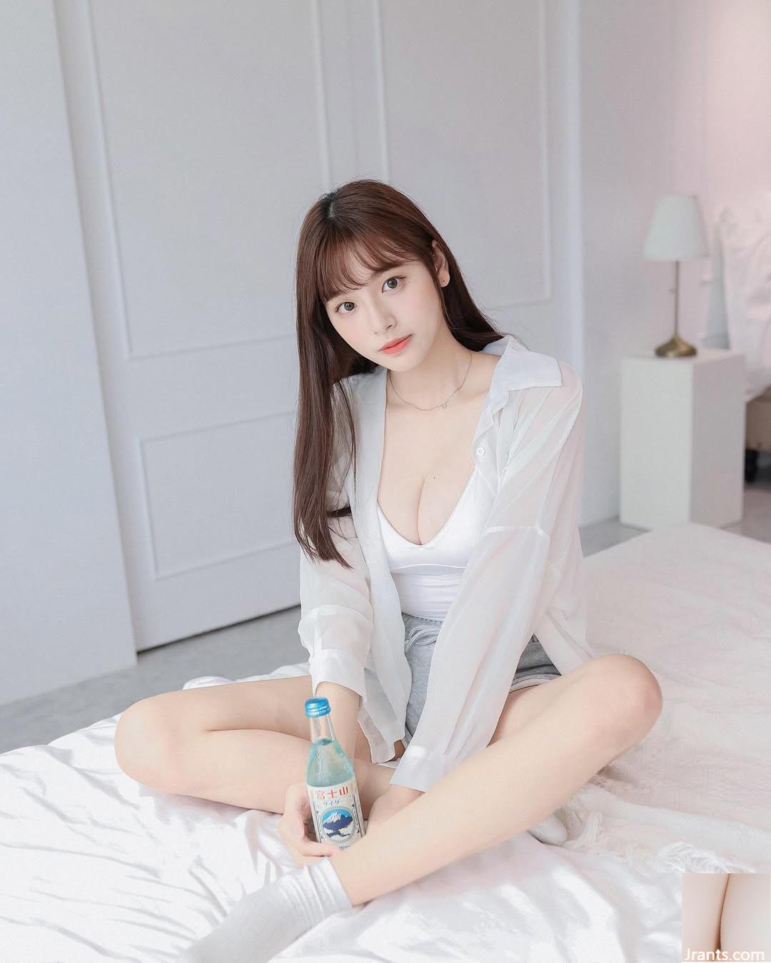 “YUN” Người đẹp khí chất không giấu được thân hình nóng bỏng (10P) - Ảnh 10