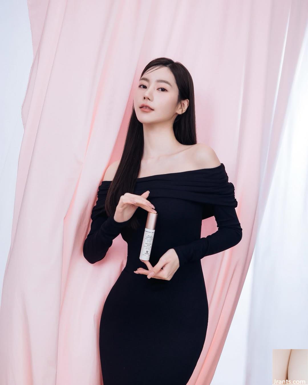 “Yang Yingxin” có vẻ ngoài trong sáng, ngọt ngào, toát lên vẻ quyến rũ khắp cơ thể (10P) - Ảnh 4