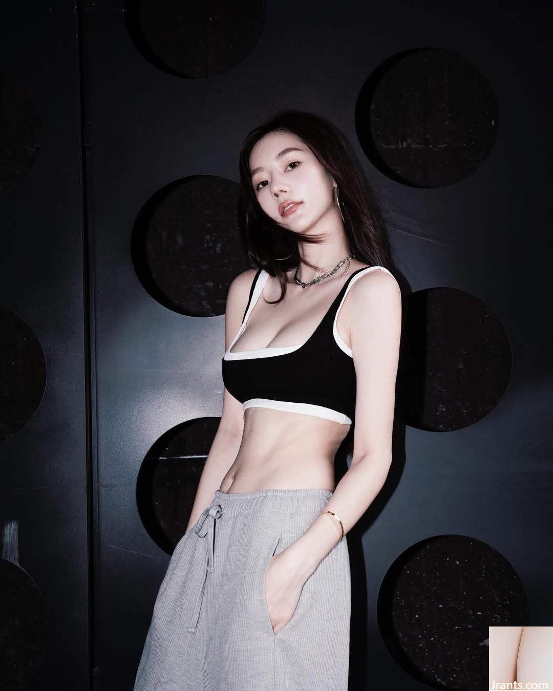 “Yang Yingxin” có vẻ ngoài trong sáng, ngọt ngào, toát lên vẻ quyến rũ khắp cơ thể (10P) - Ảnh 8