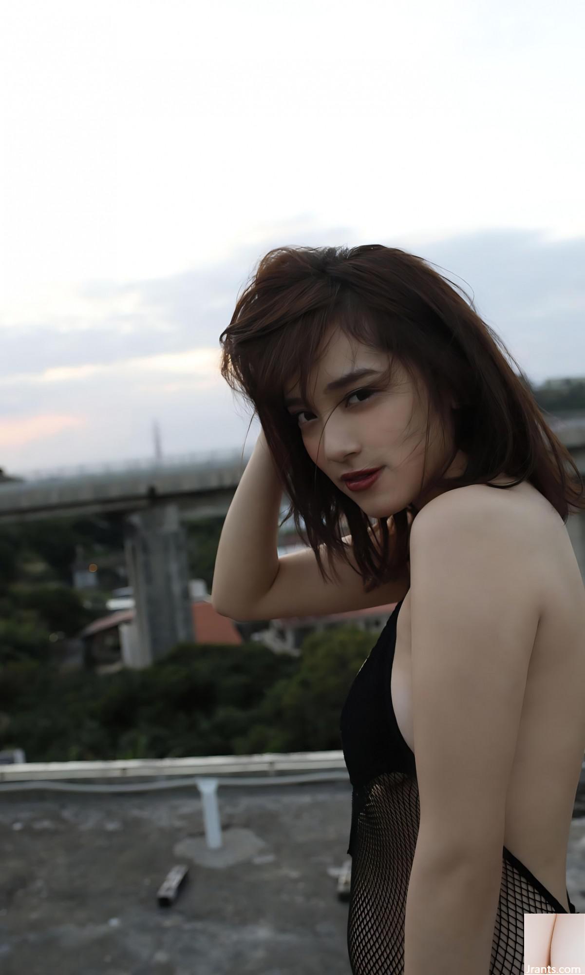 (Mizumaru Sayaka) Hình ảnh ngực xuất thần quá ác để che giấu đường sự nghiệp sâu sắc (18P) - Ảnh 5