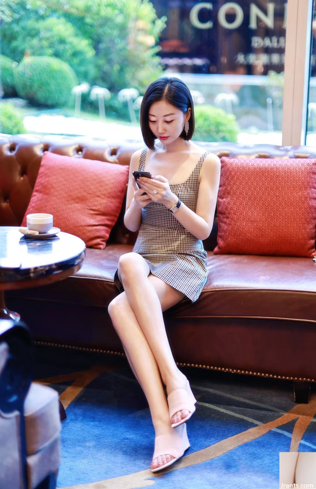 Giày cao gót và tất đen làm đẹp trên Internet có đầy đủ lợi ích (30P) - Ảnh 13