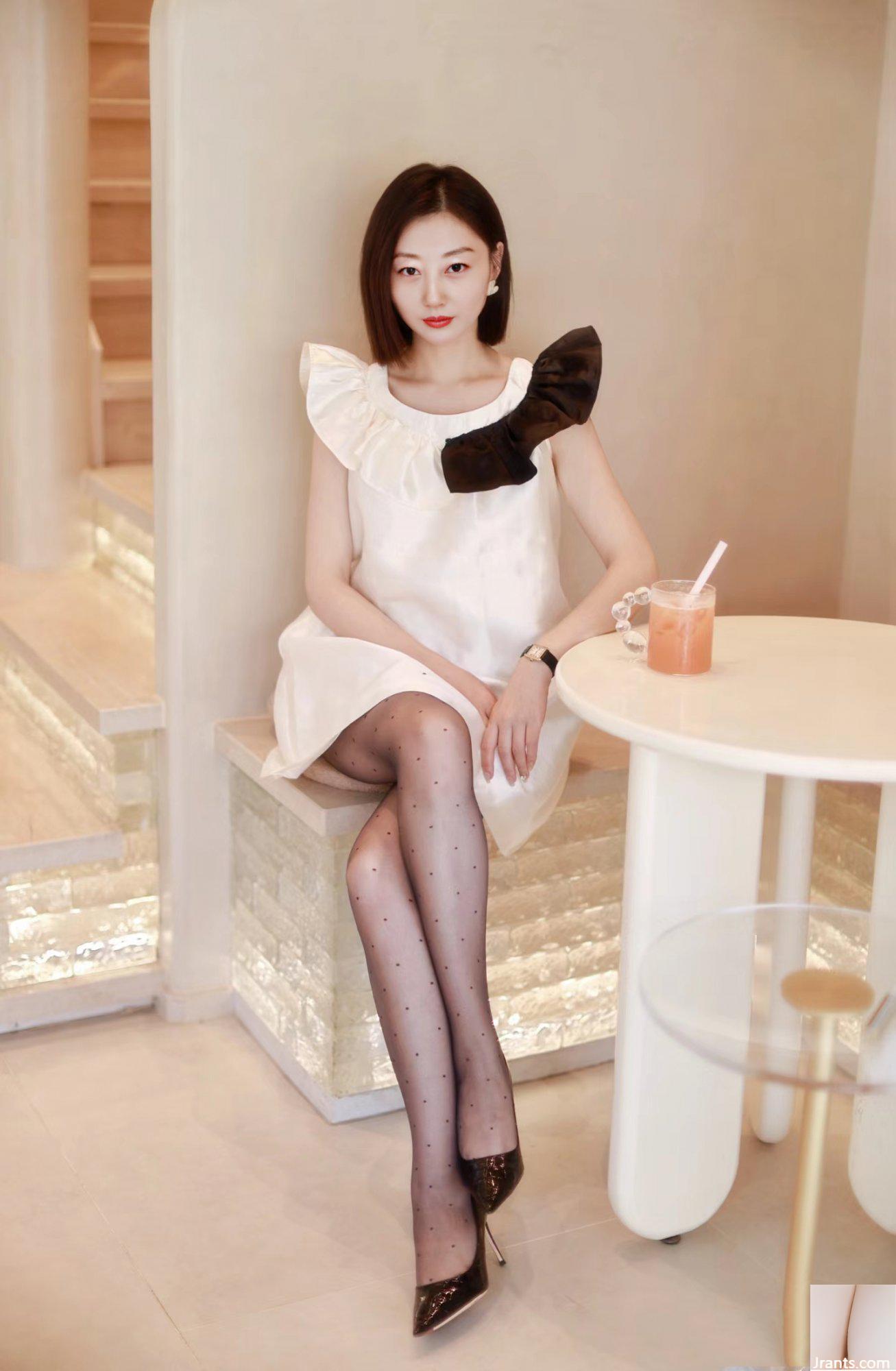 Giày cao gót và tất đen làm đẹp trên Internet có đầy đủ lợi ích (30P) - Ảnh 21