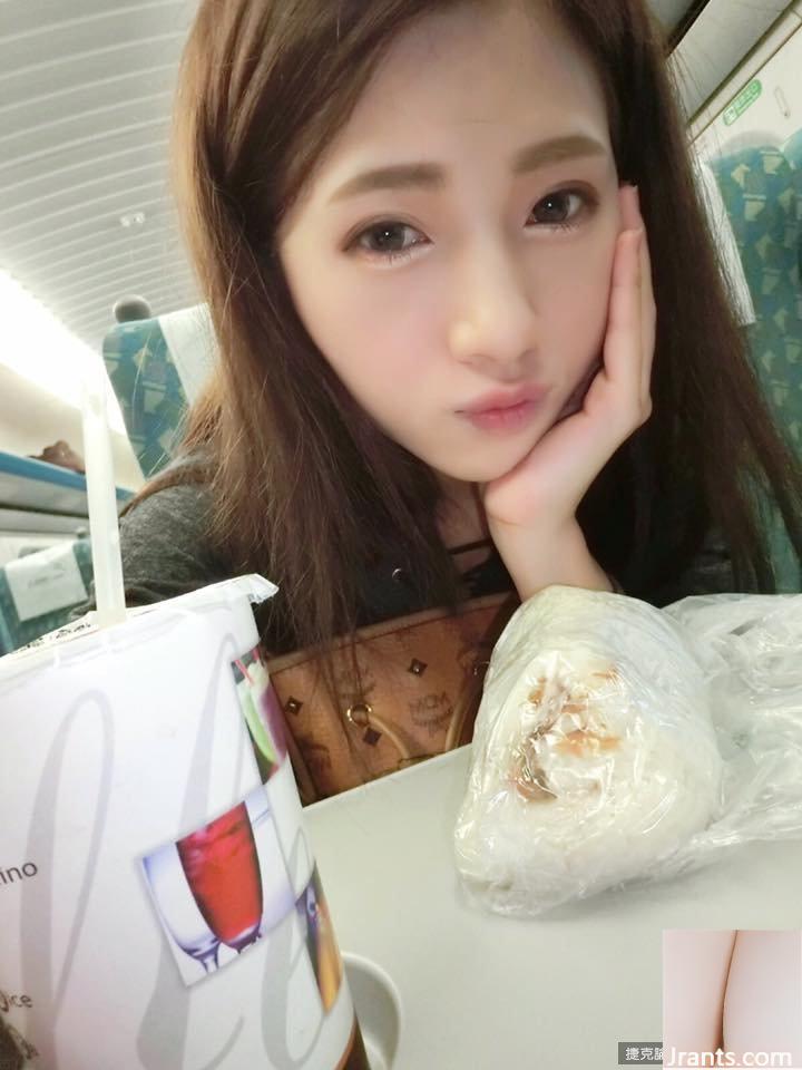 ~Chichy Hu Hu Qi~ Chỉ mặc đồ lót gợi cảm, chụp phòng (31P) - Ảnh 4