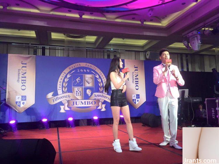 ~Lin Caiti~ Mặc quần rỗng máy quá gợi cảm (25P) - Ảnh 15