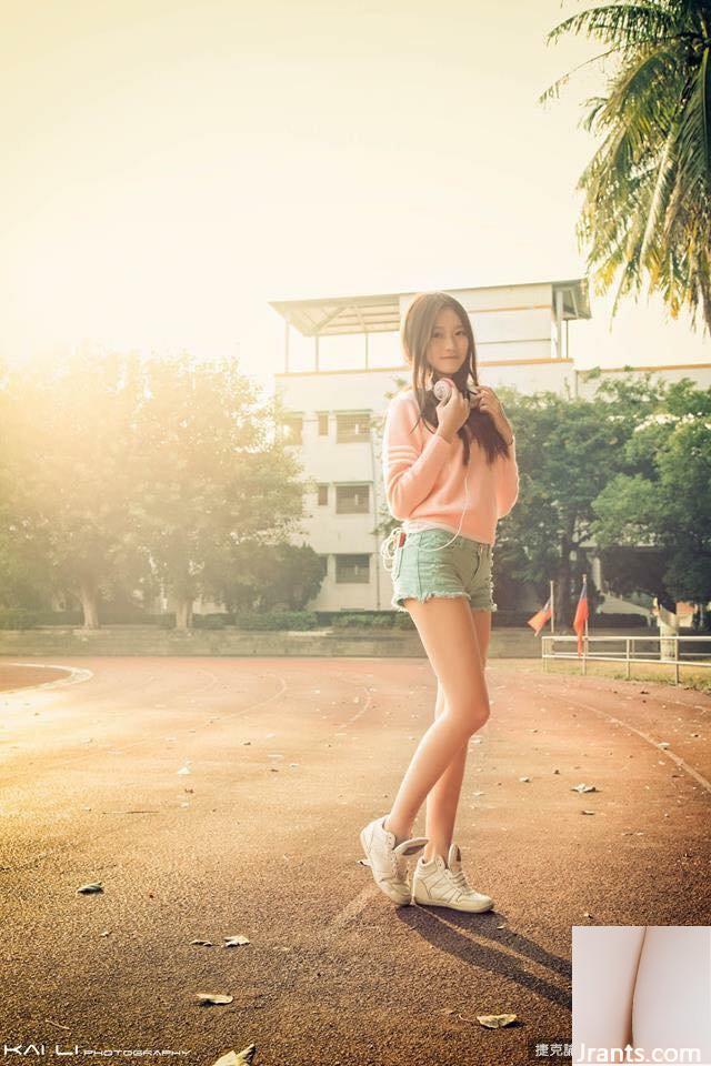 “Đôi chân đẹp của Chúa” ~ Zhang Caitai (Winnie) ~ Đôi chân thon 106 cm quá hôi (61P) - Ảnh 41