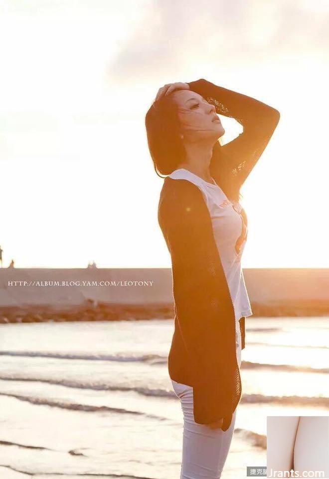 Annie Qiu Yuwen ~ Dùng ngón tay móc ngực để lộ đường sự nghiệp siêu sâu (30P) - Ảnh 27