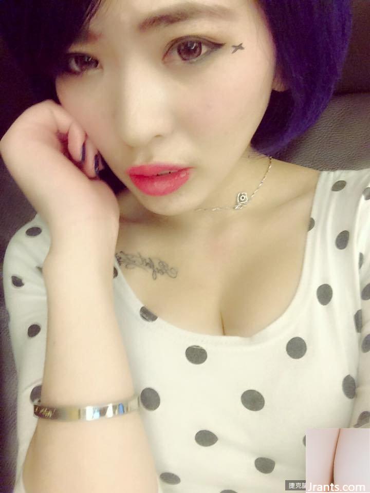 Cô gái xăm mình ~ Bạn có thể không yêu hình tượng con ngựa nhỏ không (10P) - Ảnh 2