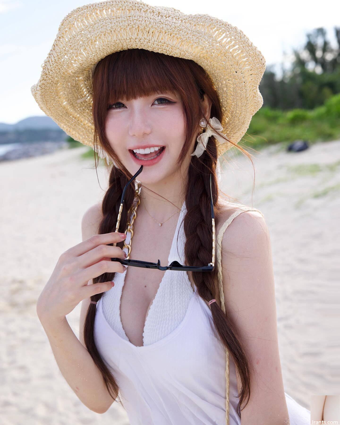 Cô gái ngọt ngào “Yanyan Xiaoshu” có bộ ngực đầy đặn và rất quyến rũ (17P