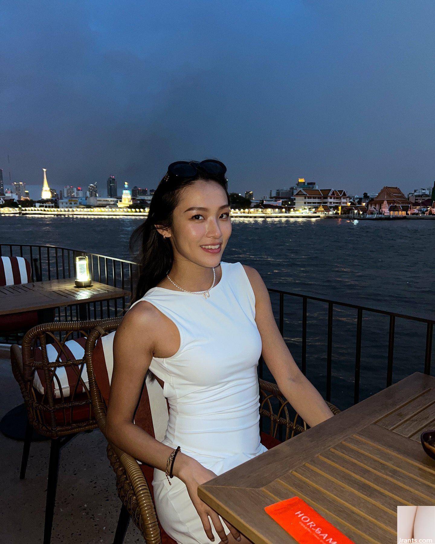 Đường rãnh sâu của Xiaolu “Huang Yujing” có thân hình nóng bỏng, trong sáng và quyến rũ, độ nóng bỏng khỏi bảng xếp hạng (13P) - Ảnh 4