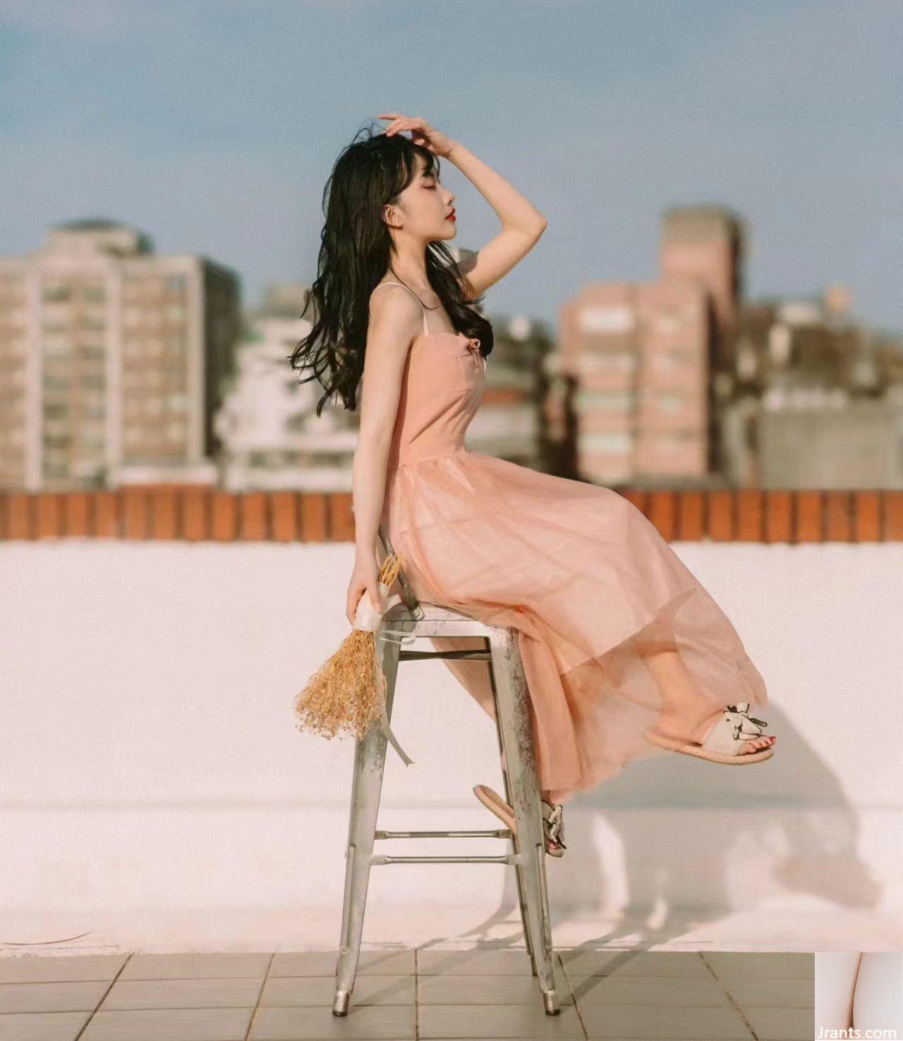 Đỉnh cao kiêu hãnh “Minqi” che giấu vóc dáng đẹp và thật bất ngờ! - Ảnh 7