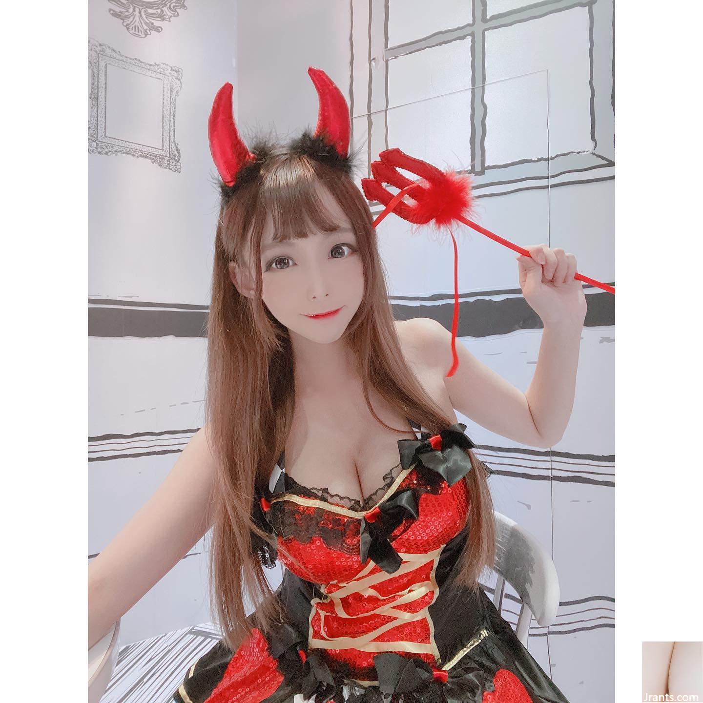 Người đẹp ngực khủng “Cai Tingting” có khí chất tuyệt vời và trang phục cắt xẻ sâu khiến cư dân mạng phải kinh ngạc (19P) - Ảnh 15