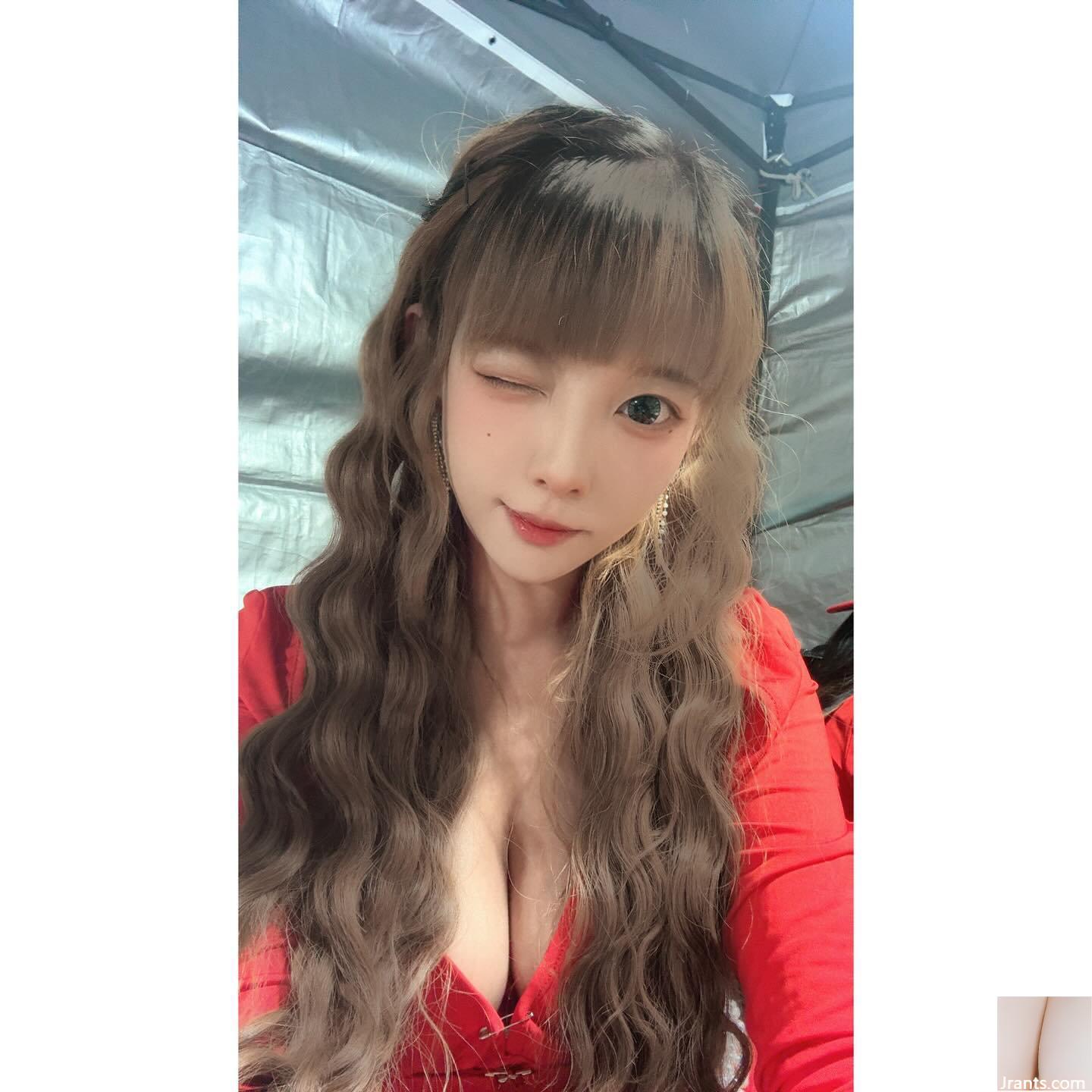 Người đẹp ngực khủng “Cai Tingting” có khí chất tuyệt vời và trang phục cắt xẻ sâu khiến cư dân mạng phải kinh ngạc (19P) - Ảnh 4