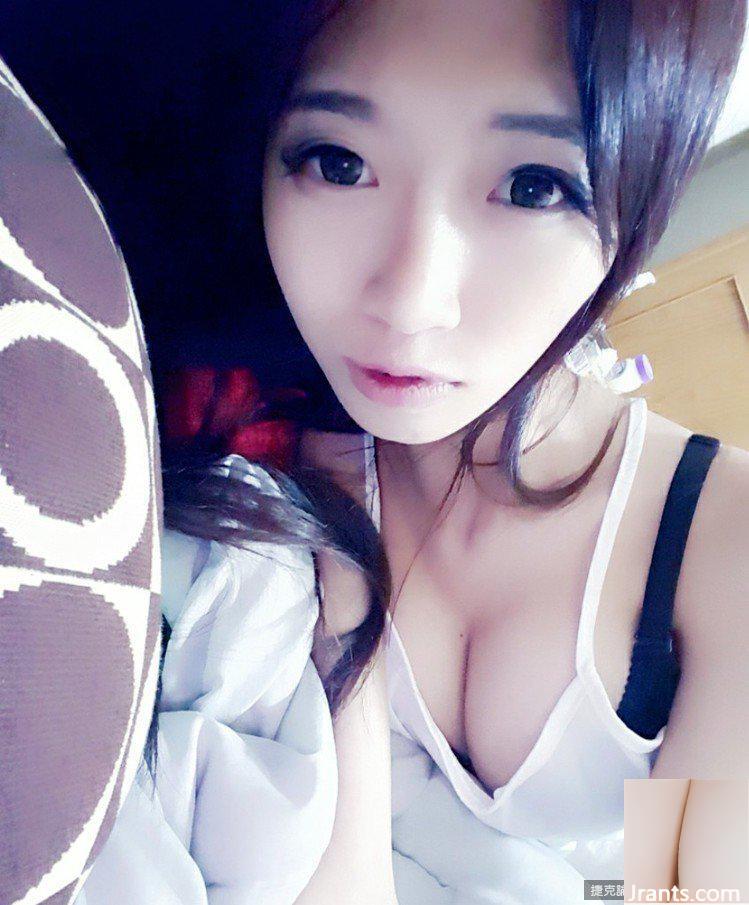 Ảnh selfie ngực khủng của cô nàng G-cup internet Gu Jia Tsz rất lớn (27P) - Ảnh 17
