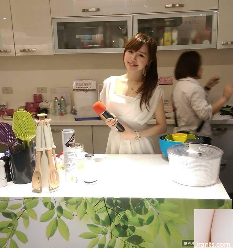 Hot girl ngựa nhỏ siêu hung dữ Hung Baba hóa thân thành cô nàng tai mèo gợi cảm (18P) - Ảnh 16