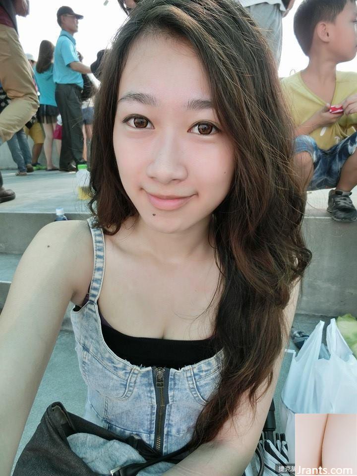 Thật gợi cảm! Hot girl Xiao Qixi chia sẻ ảnh phúc lợi khiến dân tình không thể rời mắt khỏi sự nghiệp (17P) - Ảnh 3