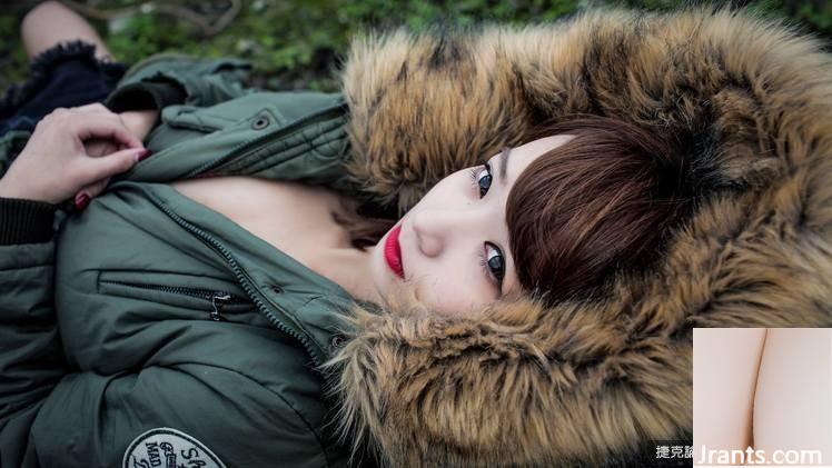 Bạn vẫn có thể có bộ ngực lớn trong tuyết! Cô gái áo khoác siêu hung dữ thả ngực (27P) - Ảnh 18