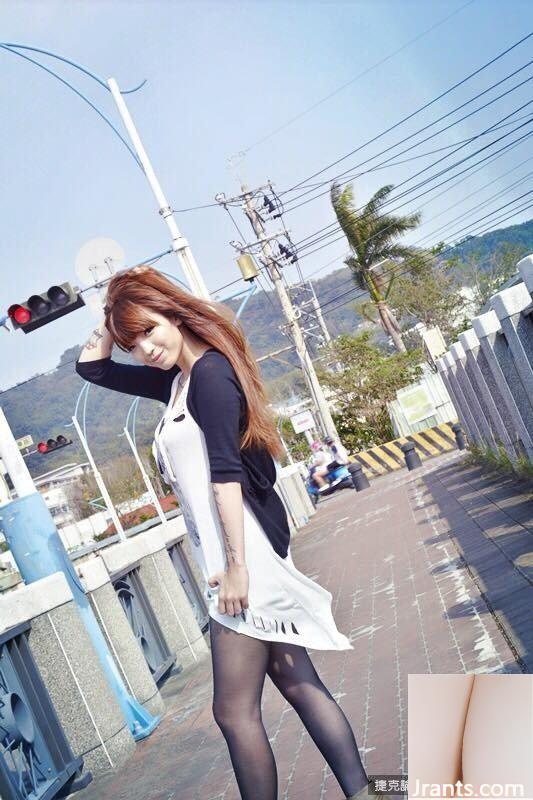 Góc nhìn thần thánh về bộ ảnh ngực khủng của hot girl Yang Han (17P) - Ảnh 4