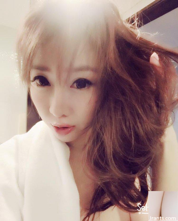 Nữ người mẫu nổi tiếng trên mạng Tiffany Chen nóng bỏng và sẽ sưởi ấm trái tim bạn (34P) - Ảnh 11