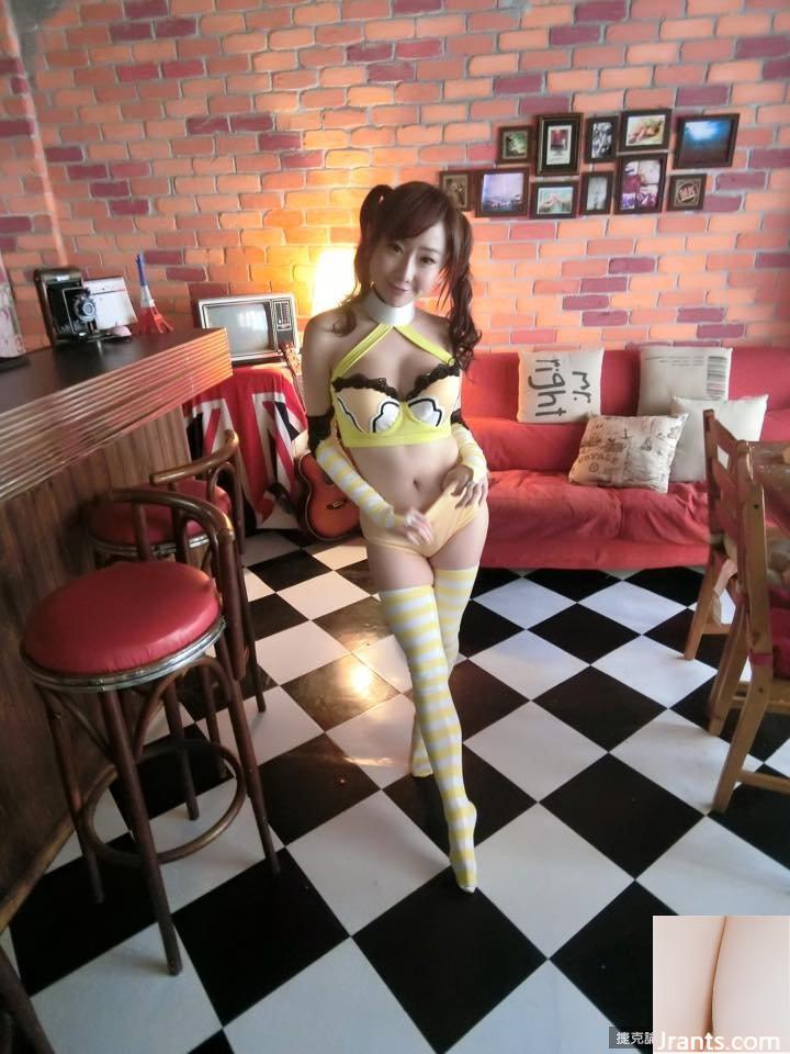 Nữ người mẫu nổi tiếng trên mạng Tiffany Chen nóng bỏng và sẽ sưởi ấm trái tim bạn (34P) - Ảnh 23