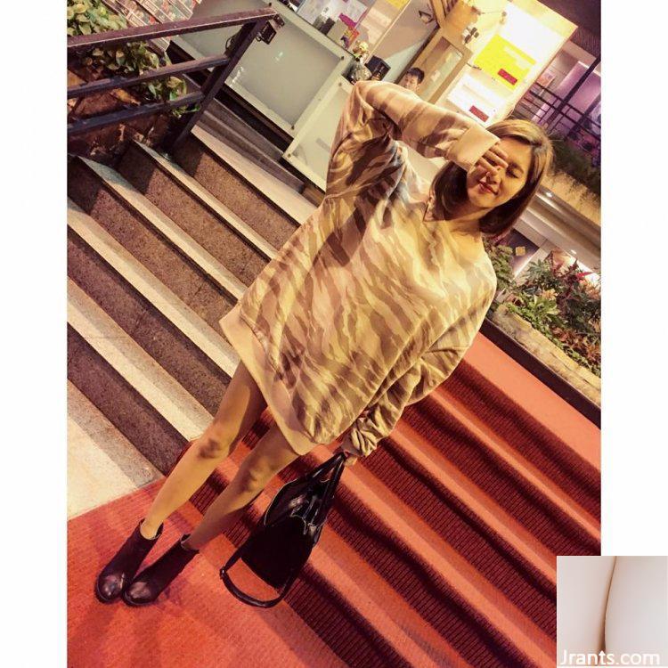 ~Zhou Shanshan~ Từ từ cởi áo khoác để lộ chiếc váy hồng và tấm lưng gợi cảm bắt mắt như bộ ngực xinh đẹp của cô ấy (41P) - Ảnh 14