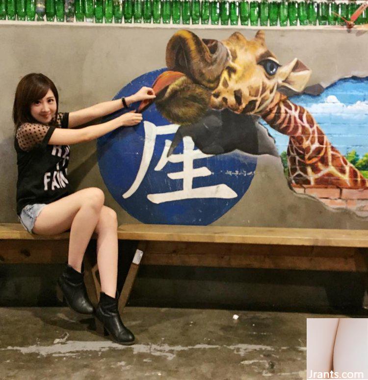 Người dẫn chương trình D-cup của Universal News Xiao Suitang ~ Huang Ruowei ~ chơi piano gợi cảm nhưng mọi người chỉ chú ý đến vóc dáng đẹp của cô ấy (39P) - Ảnh 16