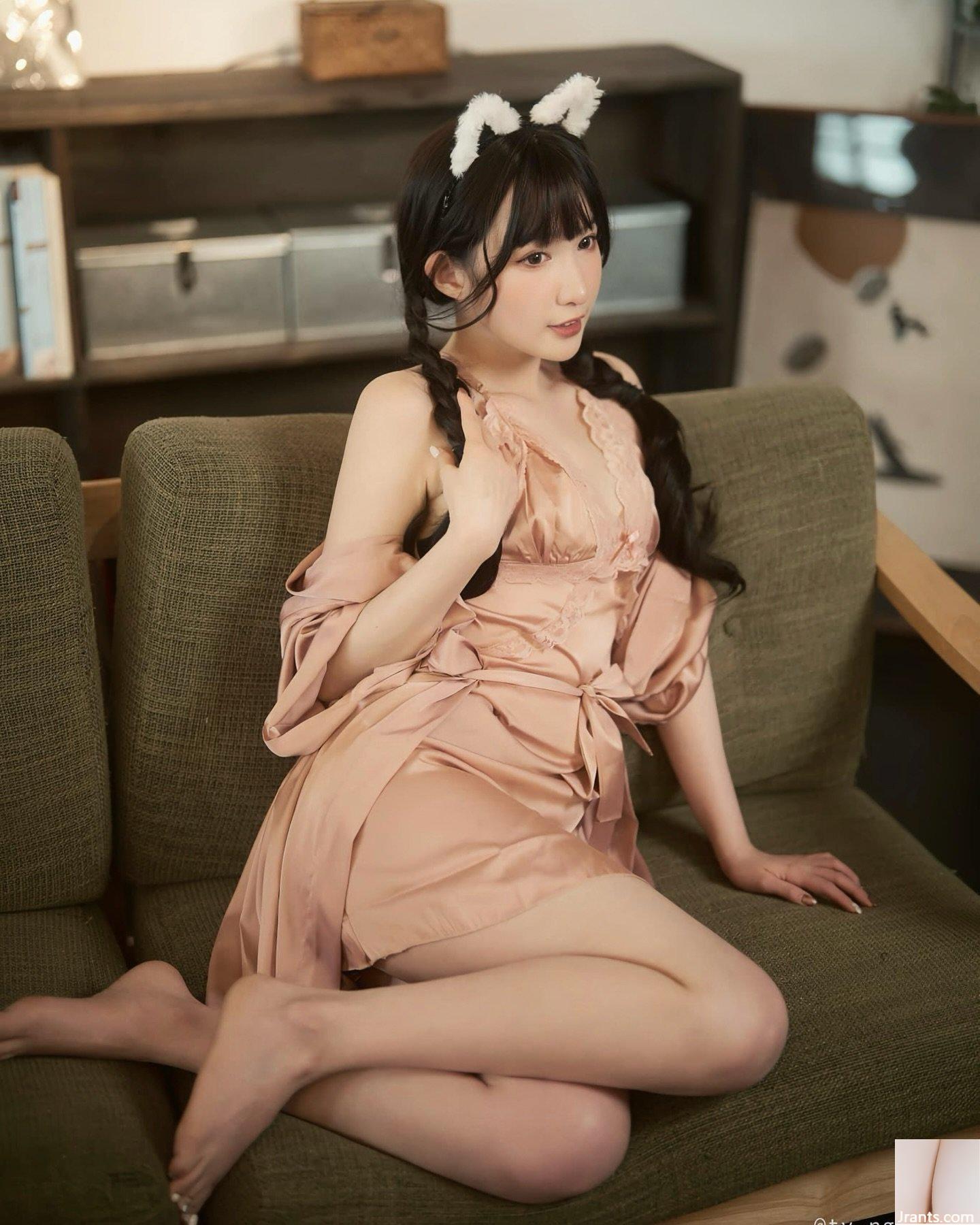 Người đẹp ngực khủng “Kezi KI” Xiaomo khoe góc nhìn xấu xa, bị fan chê quá đẹp (23P) - Ảnh 22